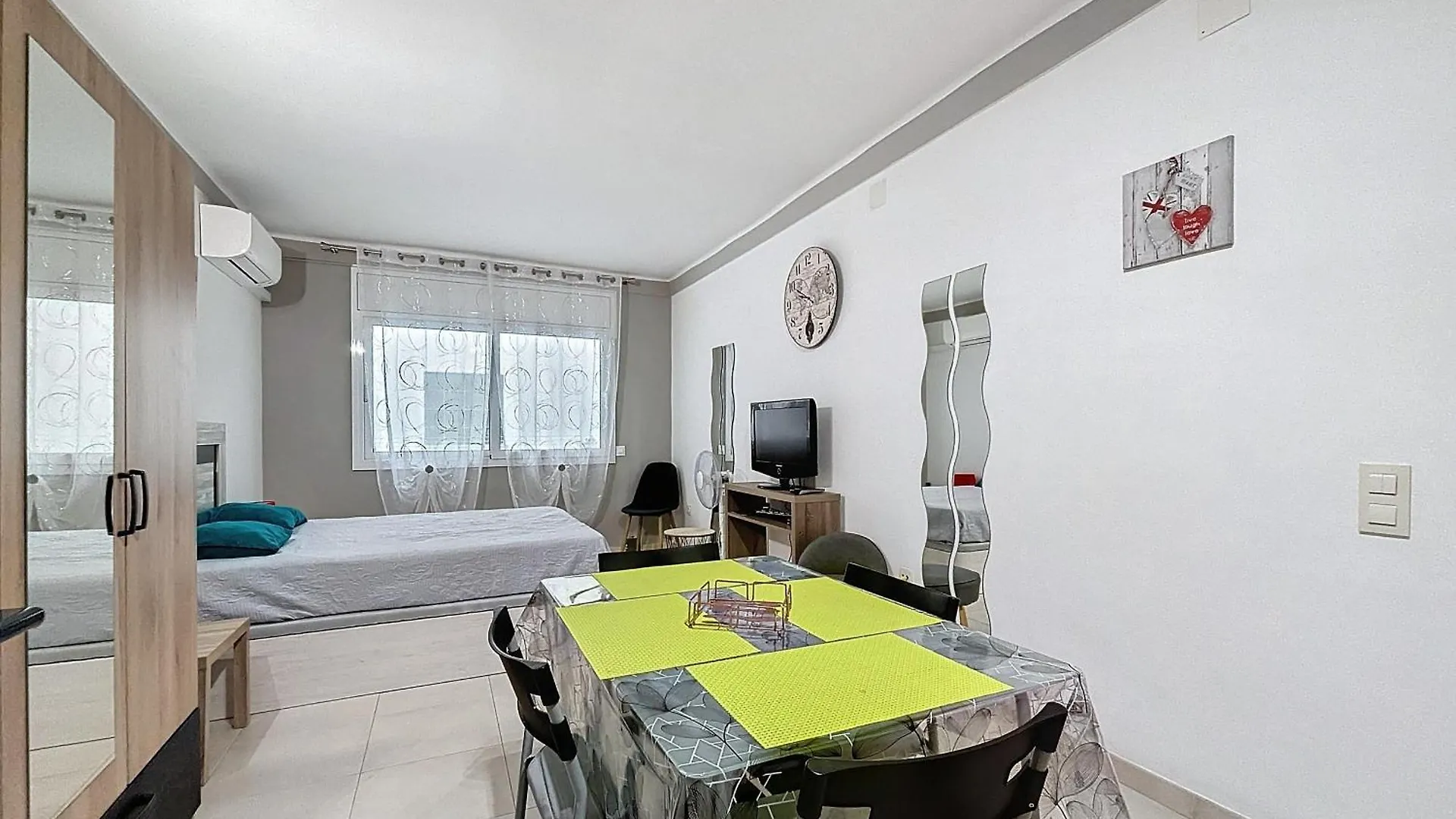 Apartment Pi Y Sunyer 8 4 - Estudio A 50 M De La Playa Roses Spain