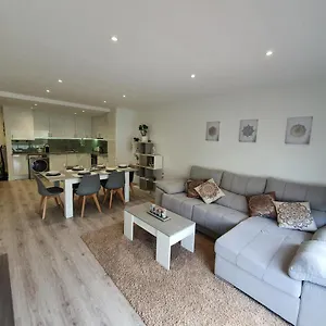 Moderno Duplex Y Piscina Apartamento